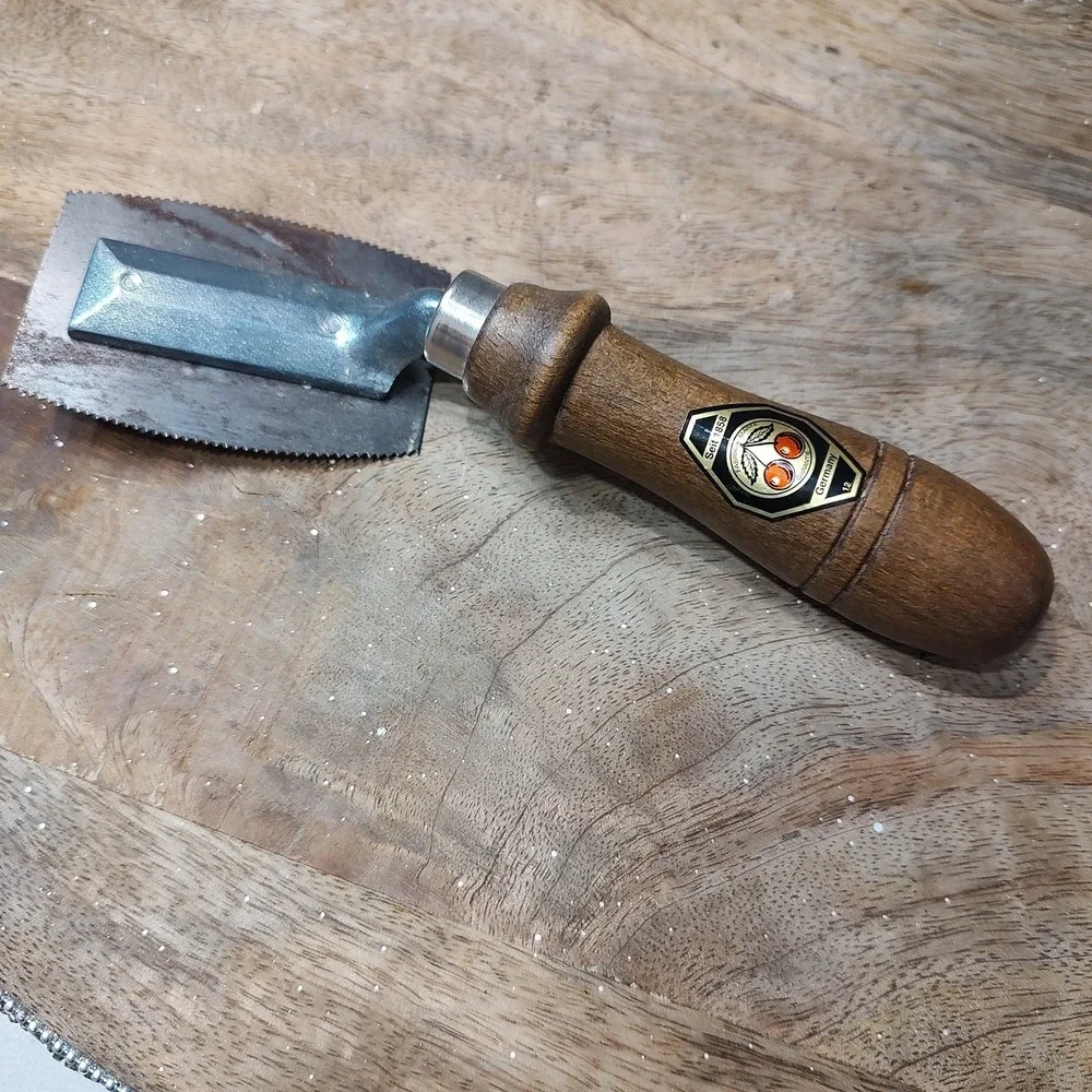 Vtg Handheld Wallpaper‎ Scraper Trimming Tool Made in Germany Wood Handle